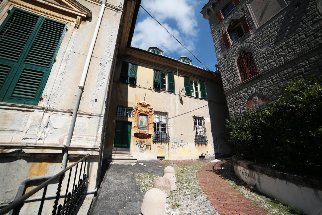 Castle Hostel Genova Esterno foto