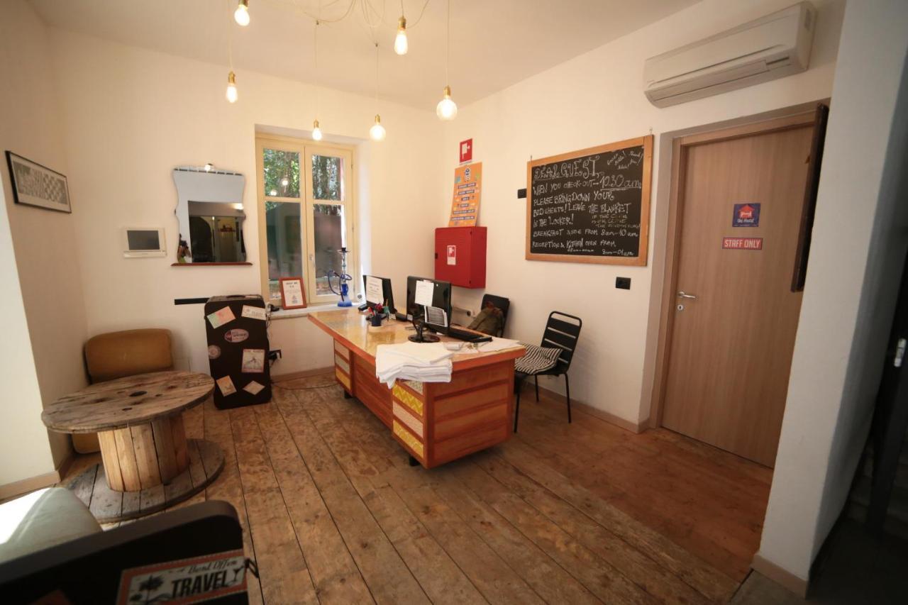 Castle Hostel Genova Esterno foto