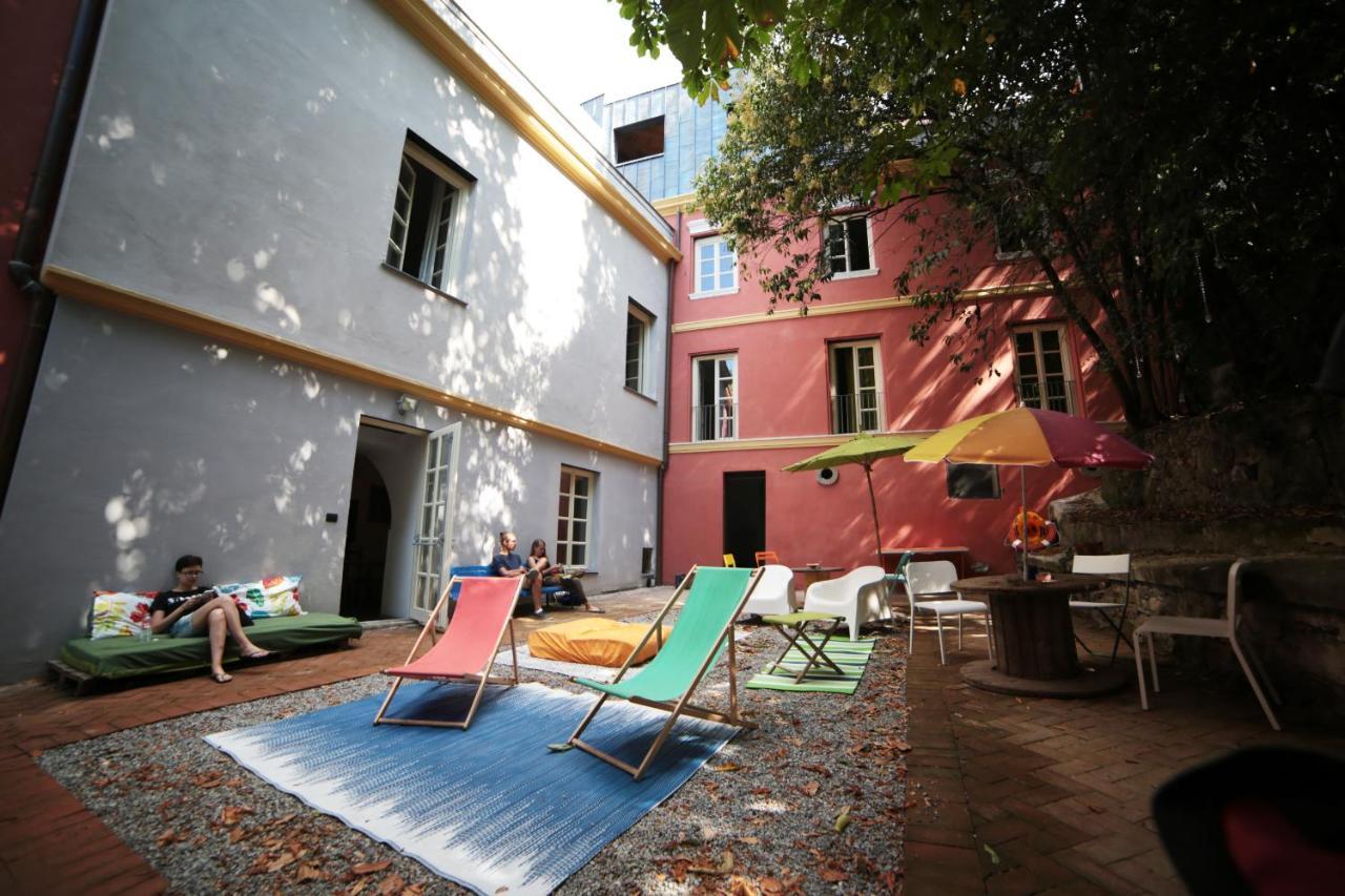 Castle Hostel Genova Esterno foto